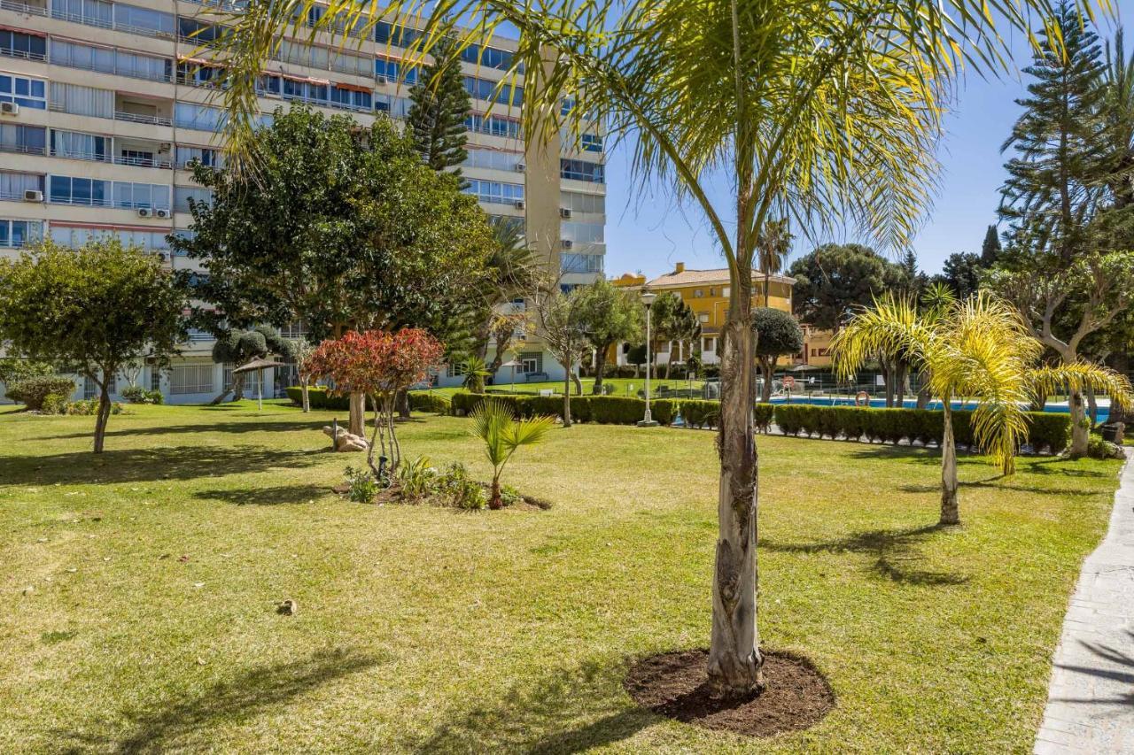 Apartamento Acogedor, Terraza, Piscina Y Mar بينالماذينا المظهر الخارجي الصورة