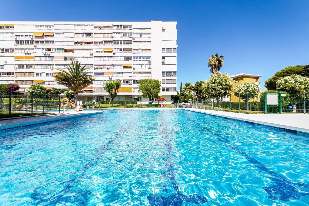 Apartamento Acogedor, Terraza, Piscina Y Mar بينالماذينا المظهر الخارجي الصورة