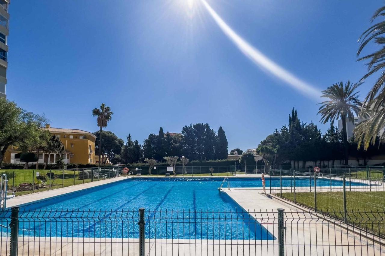 Apartamento Acogedor, Terraza, Piscina Y Mar بينالماذينا المظهر الخارجي الصورة