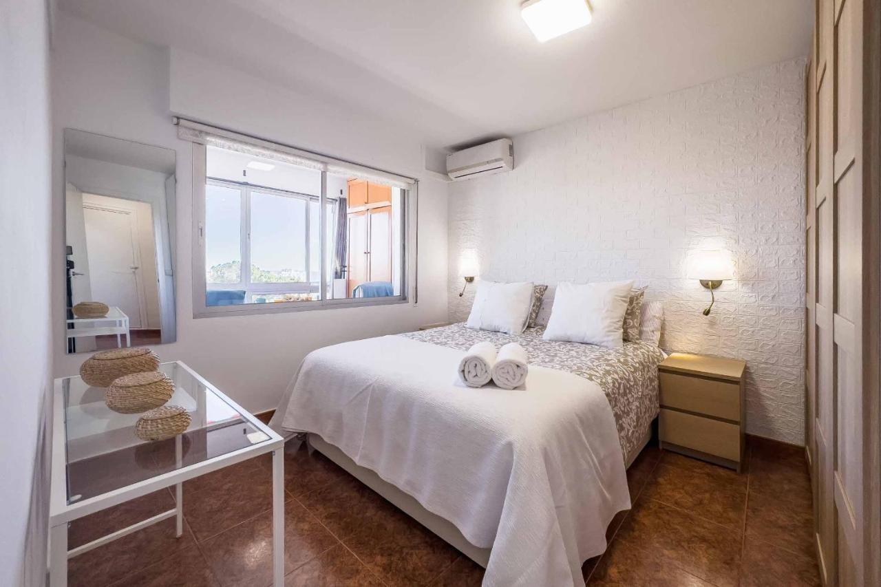 Apartamento Acogedor, Terraza, Piscina Y Mar بينالماذينا المظهر الخارجي الصورة